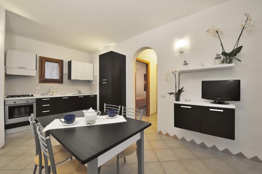 Residence Le Zagare Сан-Теодоро Екстер'єр фото