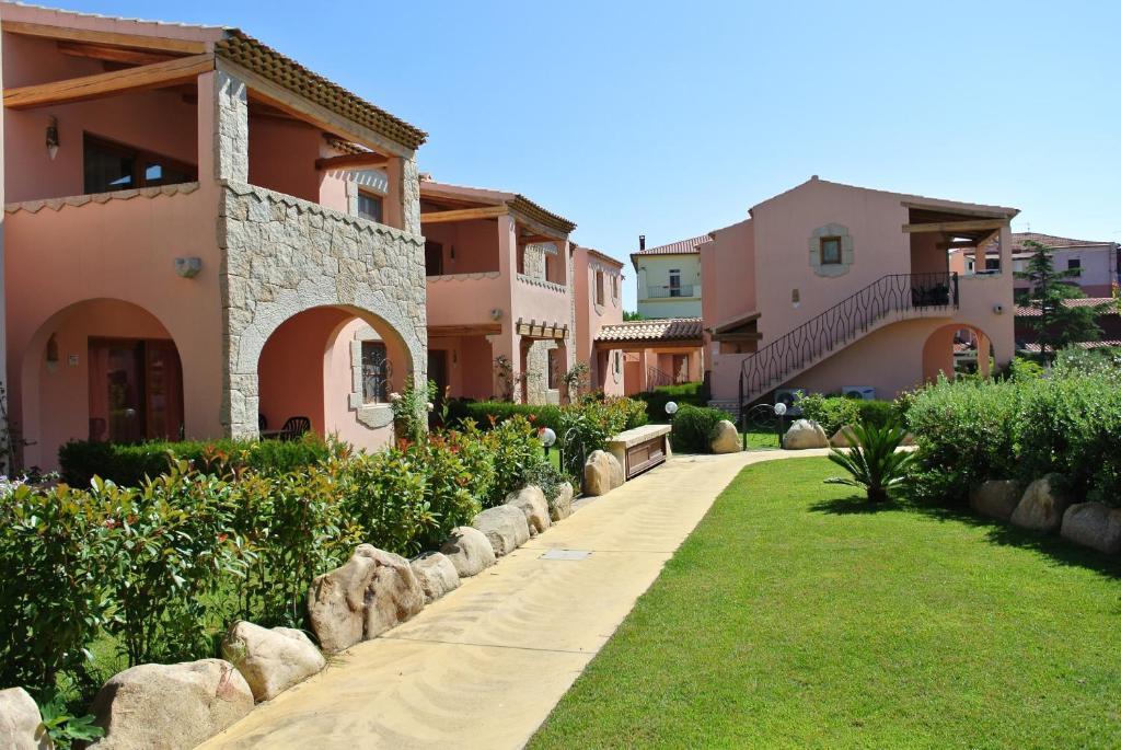 Residence Le Zagare Сан-Теодоро Екстер'єр фото